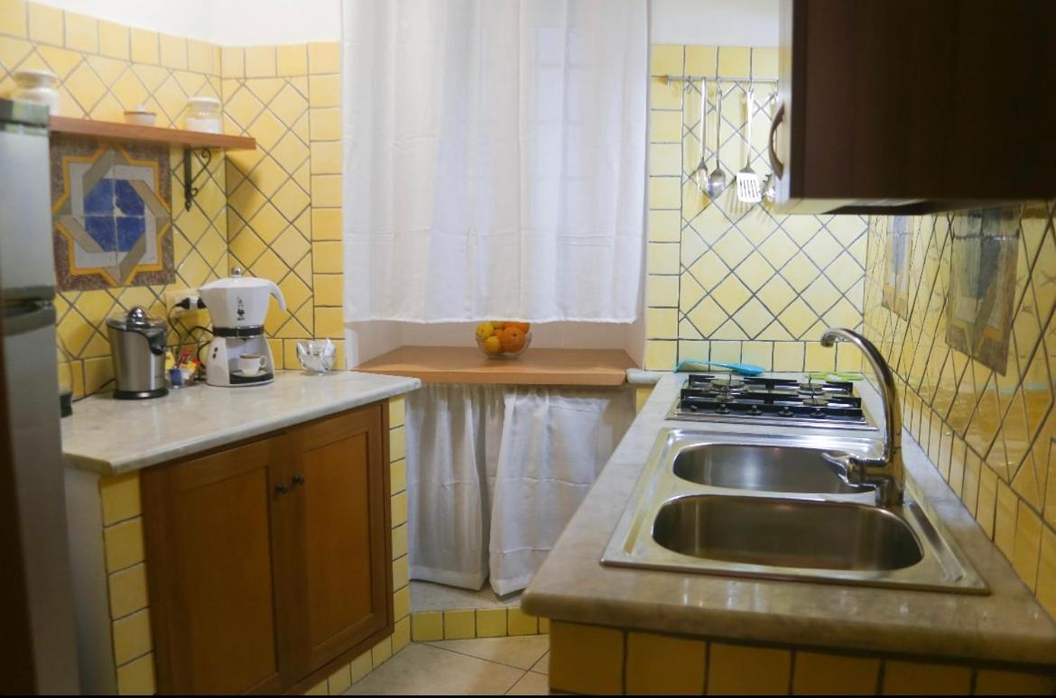 Sole Apartment ปาแลร์โม ภายนอก รูปภาพ